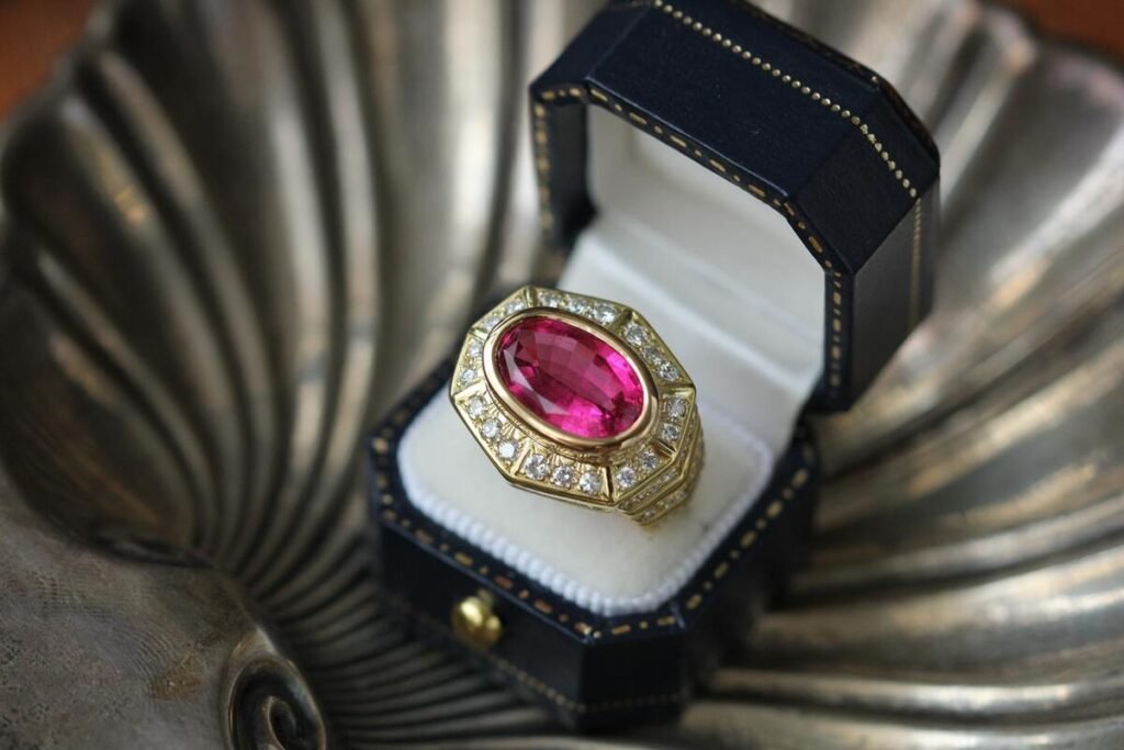 Pink zircon ring