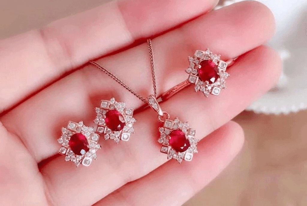 How to Buy Ruby Jewelry Online 2022