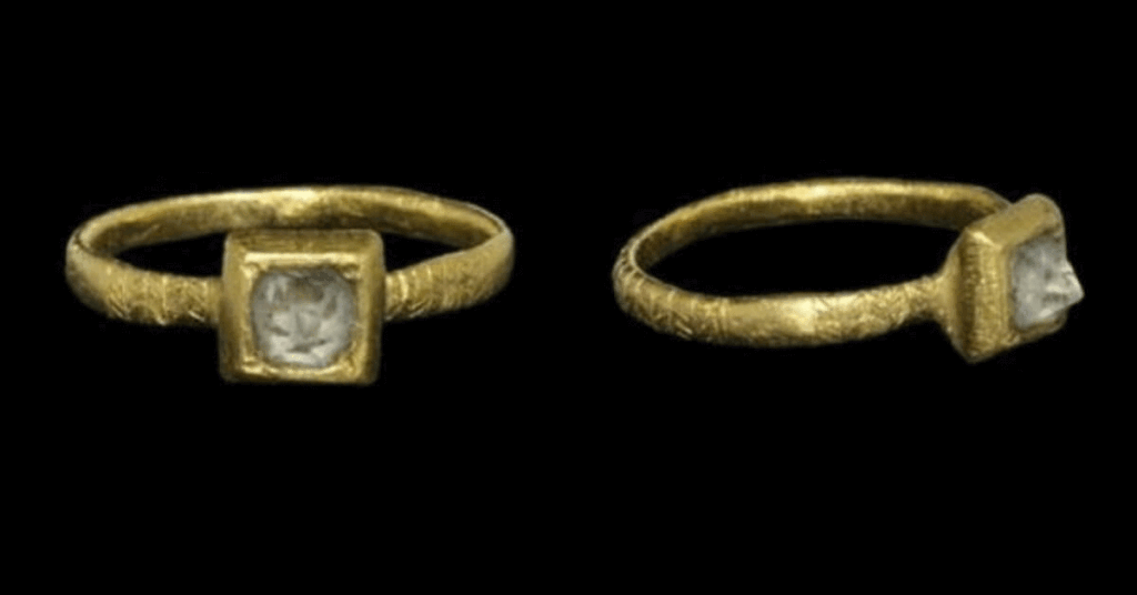 The diamond ring that Archduke Maximilian of Hamburg gave to Mary of Burgundy