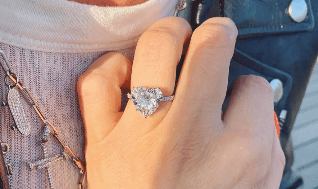 Avril Lavigne's engagement ring from Mod Sun