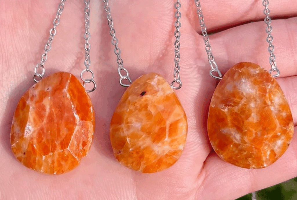 Flower agate pendants